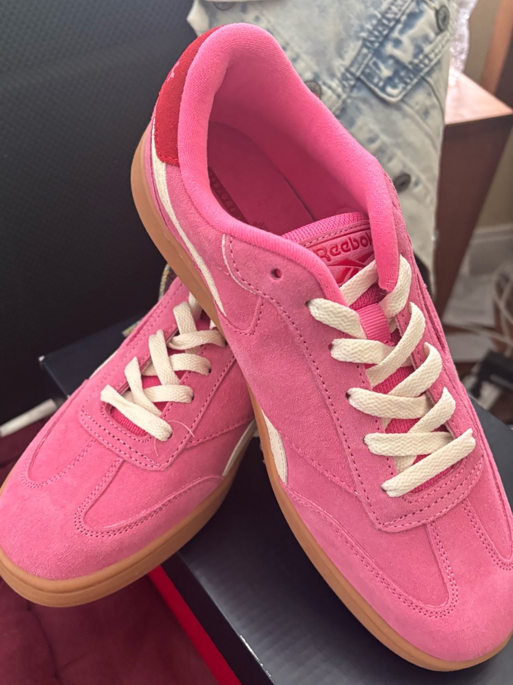 Reebok Forte Lounger Sneaker Pink Suede, Size 8.5, NWT